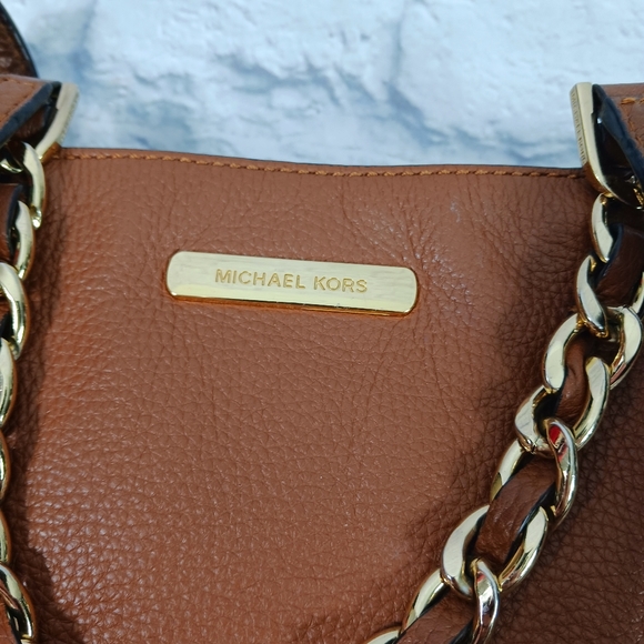 Michael Kors Acorn Harper brown pebbled leather bag - Picture 13 of 15